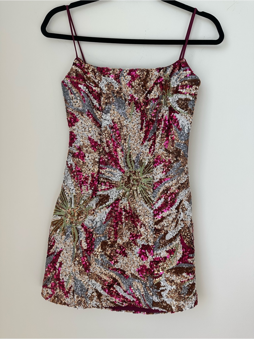 PEPPERMAYO Soul Sound Sequin Mini Dress in Fuchsia Floral. Excellent Condition